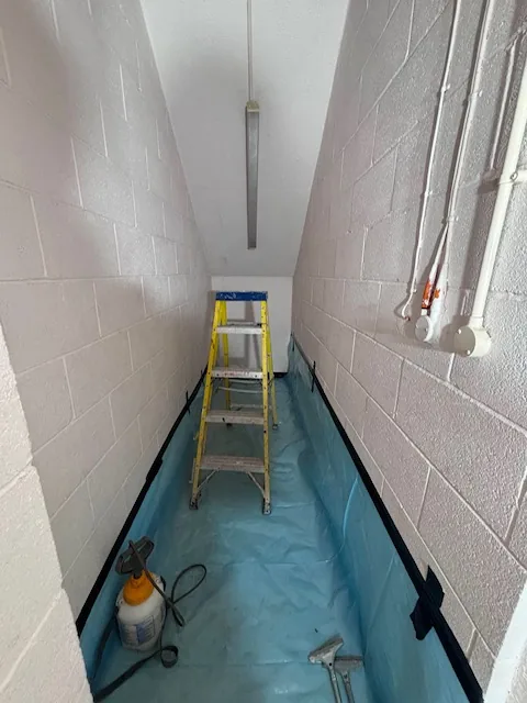 HSE-licensed asbestos gasket strip-out in SE8
